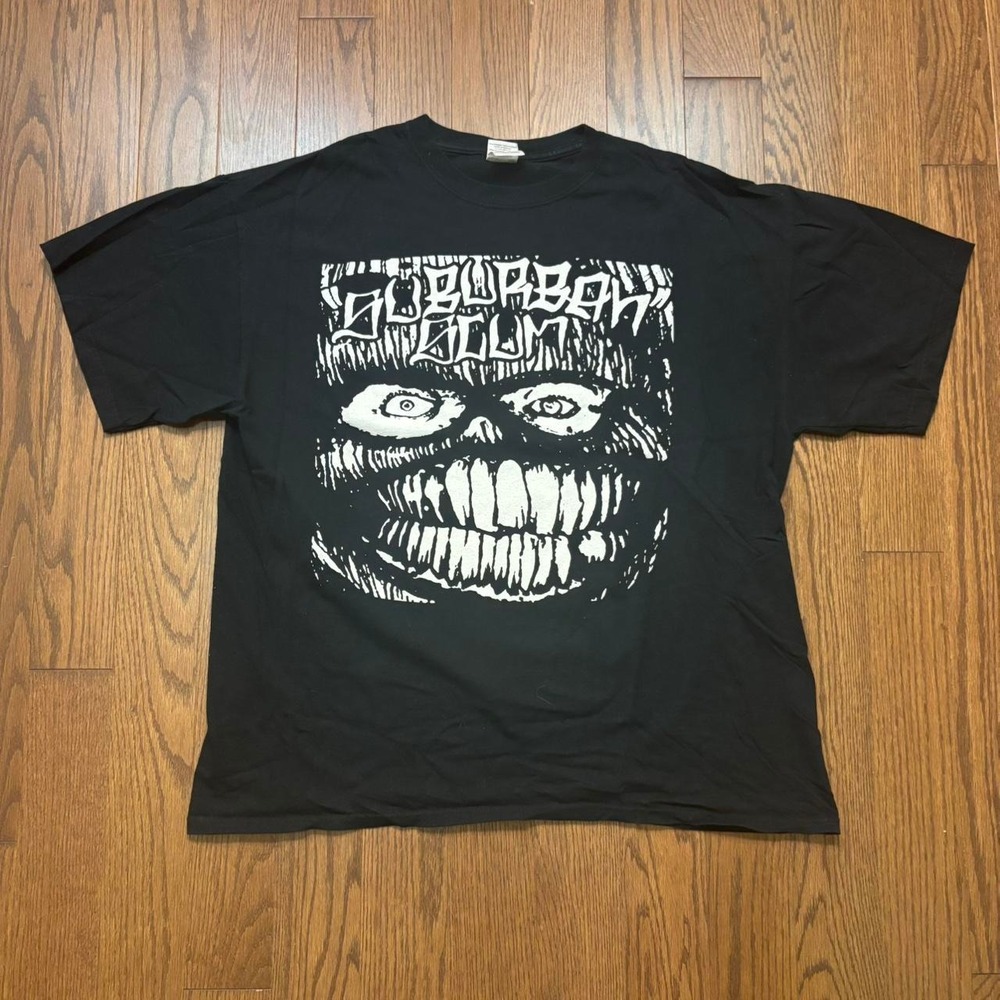 Vintage Y2K suburban band t shirt black graphic skater punk crazy graphic black